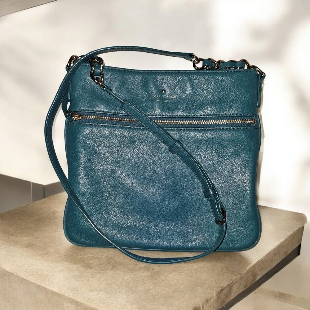 Kate Spade Pebbled Leather Crossbody bag